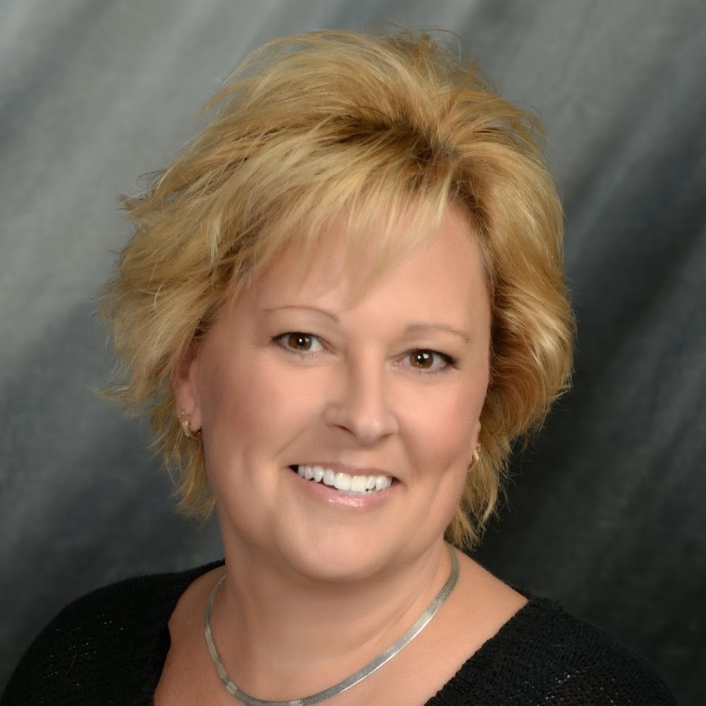 Meet your Posher, Missy